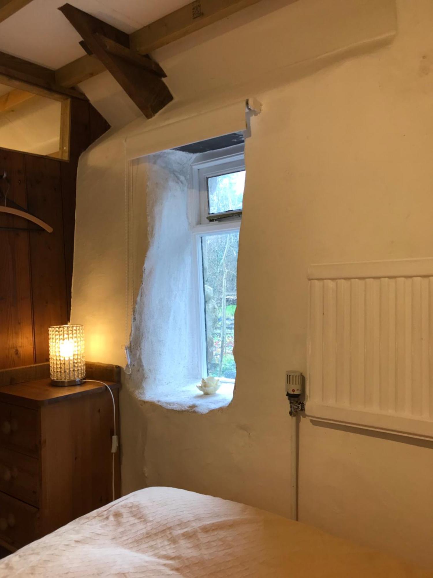 Tiny Cosy Snug Apartment Manorowen Exterior photo